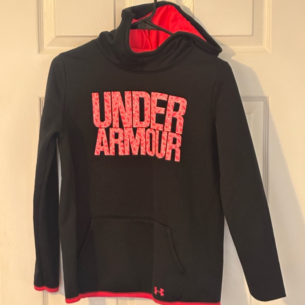 Under Armour cold gear hoodie Youth XL.  BLACK/PINK